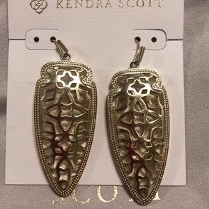 Kendra Scott Sadie Filigree Arrowhead Earring